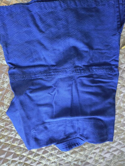 Продам кимано почти новое