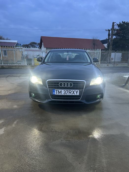 Audi A4 B8  1,8 benzina