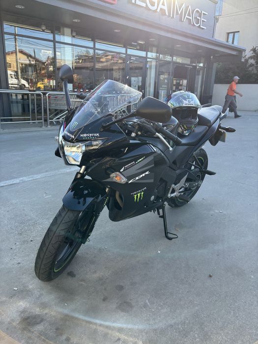 Honda CBR 125 R 2012