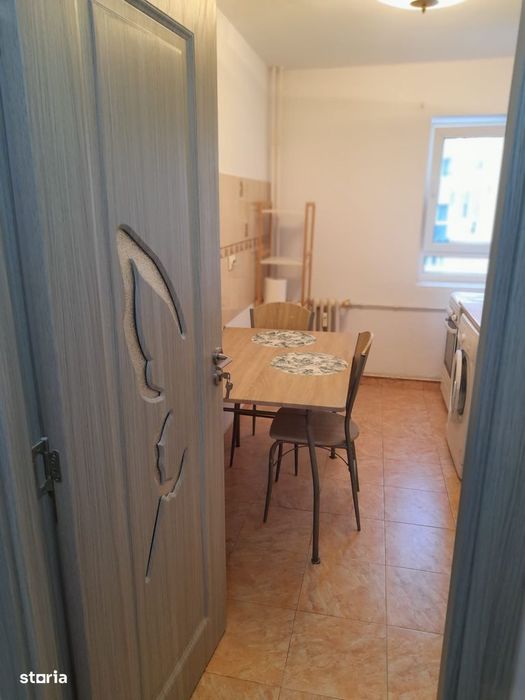 Apartament 3 camere Tineretului langa parc si metrou.
