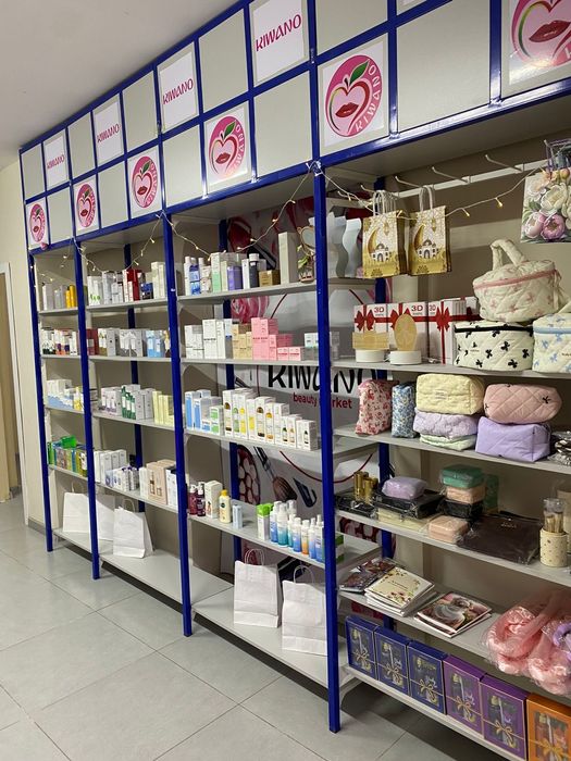 Продам витрины для магазина