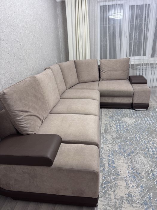 Продам диван угловой