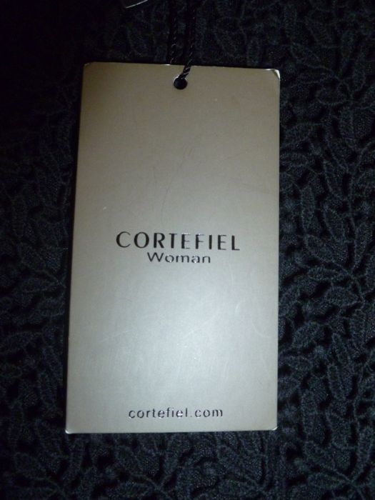 -80% CORTEFIEL маркова рокля пеплум с дантела С