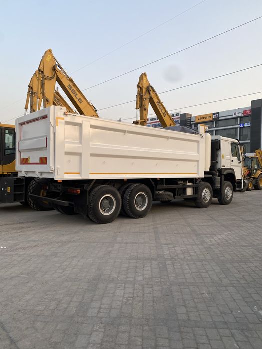 Самосвал HOWO SINOTRUK 8х4