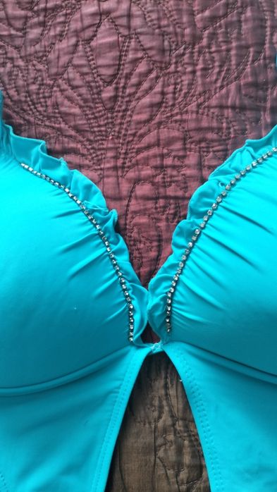 Продам купальник