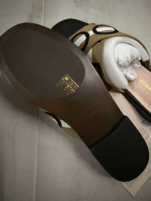 Coccinelle сандали