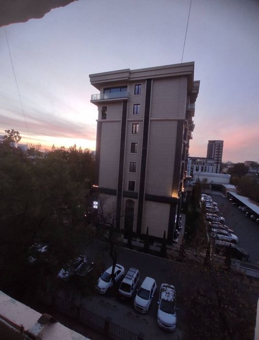 Квартира продается 2/5/9 на Ц 4