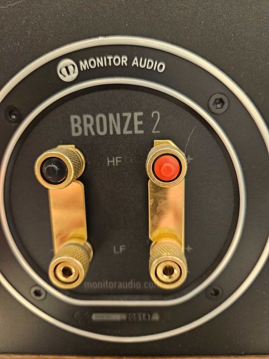 Monitor audio bronze 2 bookshelf speakers тонколони