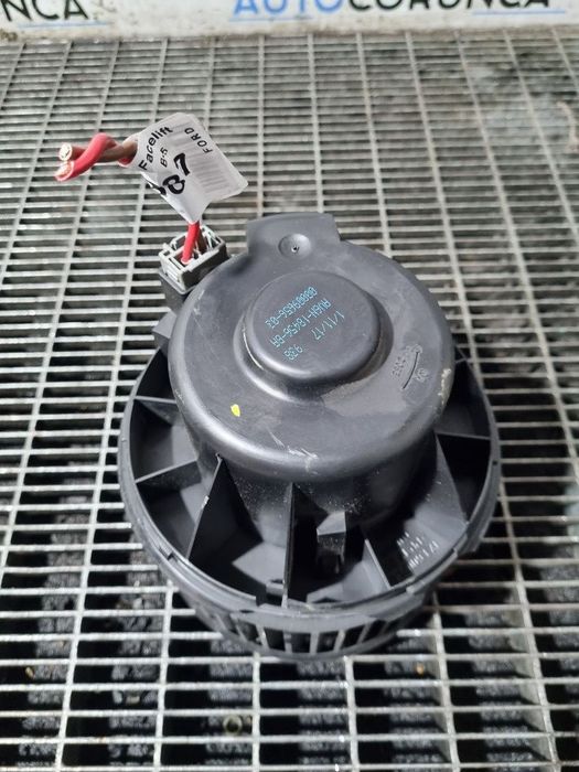 Aeroterma Ford Kuga II Facelift 2016 - 2019 (1387) AV6N18456