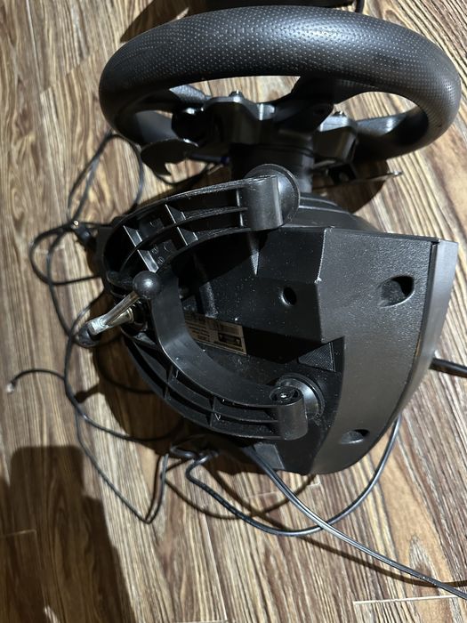 Thrustmaster T300 RS + педали + ручник