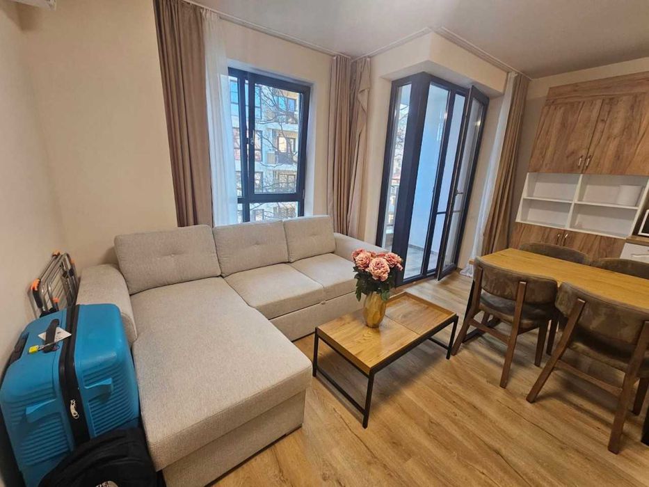 Продава се Двустаен апартамент в Пловдив, Беломорски - 68 кв.м за 1222 €/кв.м - Снимка #2