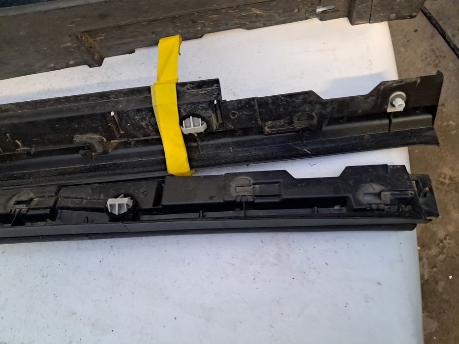 Праг ляв десен Mazda 3 Mazda CX5 2017/2024г