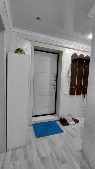 Продам 2 ком квартиру с ремонтом все рядом