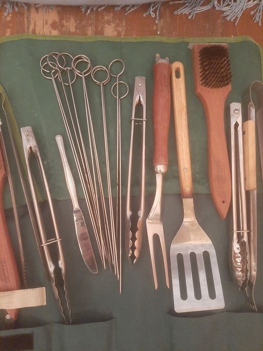 Продам шашлычный набор Coleman