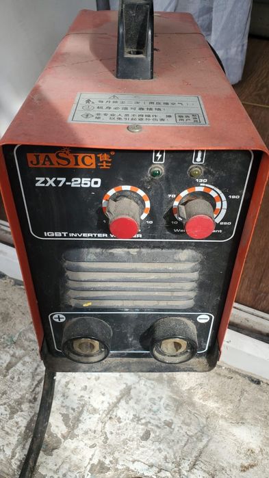 Сварочный аппарат, инвертор. Б/у. 30 метров медь