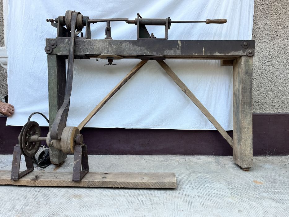 utilaje vechi tamplarie : strung lemn