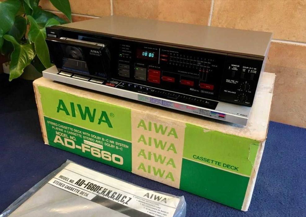 Deck AIWA Ad-F660 ca nou,la cutie