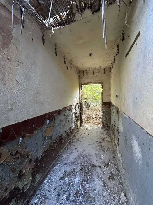 Продава се Промишлена сграда в с. Маноле, Област Пловдив - 5500 кв.м за 20 €/кв.м - Снимка #8