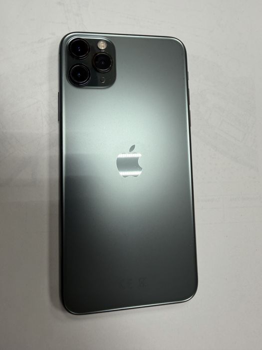 iPhone 11 pro max 256gb Midnight green