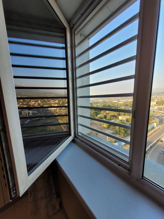 Окно пластиковое 140х235
