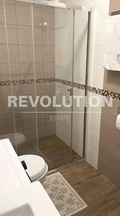 Дава се под наем Двустаен апартамент в Варна, Бриз - 65 кв.м за 847.62 € - Снимка #6