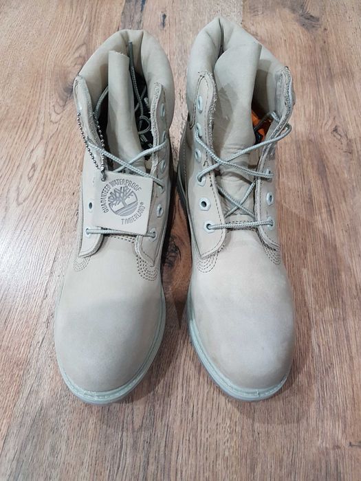 Bocanci dama TIMBERLAND 6 inch originali noi piele nubuck waterproof crem ivoire 39.5