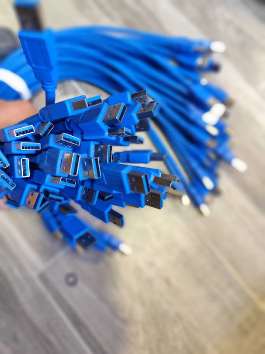 Продавам USB 3.0 кабели