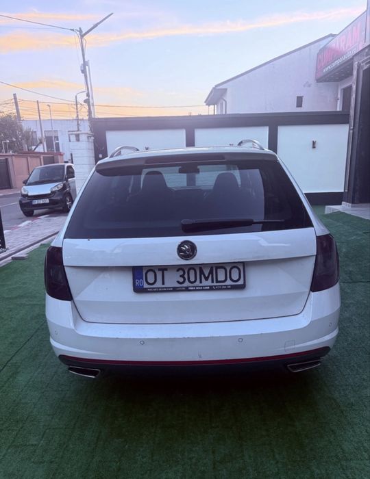 Skoda Octavia Break - 2.0 diesel - 184 cp - pachet VRS - 220.000 km - 2016 /// Didi AUTO
