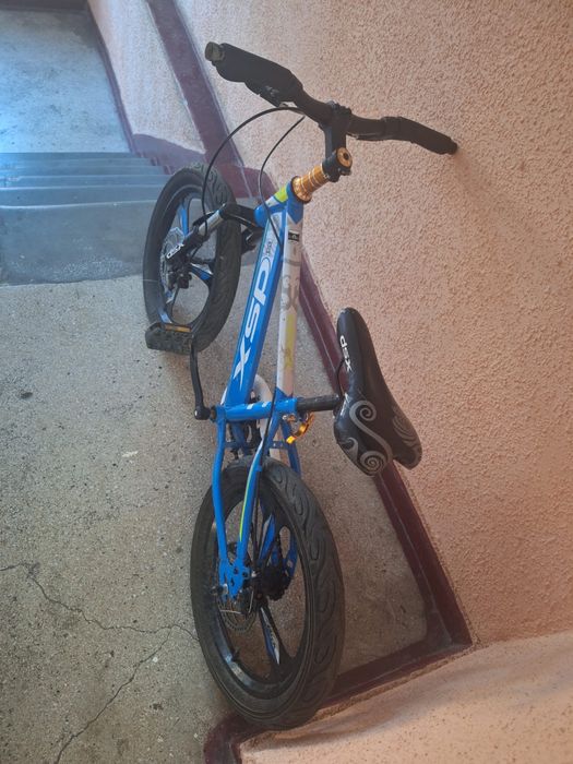 Bicicletă pentru copii