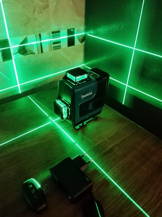 Nivel laser makita 16 linii