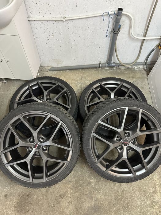 Jante Aliaj BORBET Y Black r19 cu cauciucuri Hankook.
