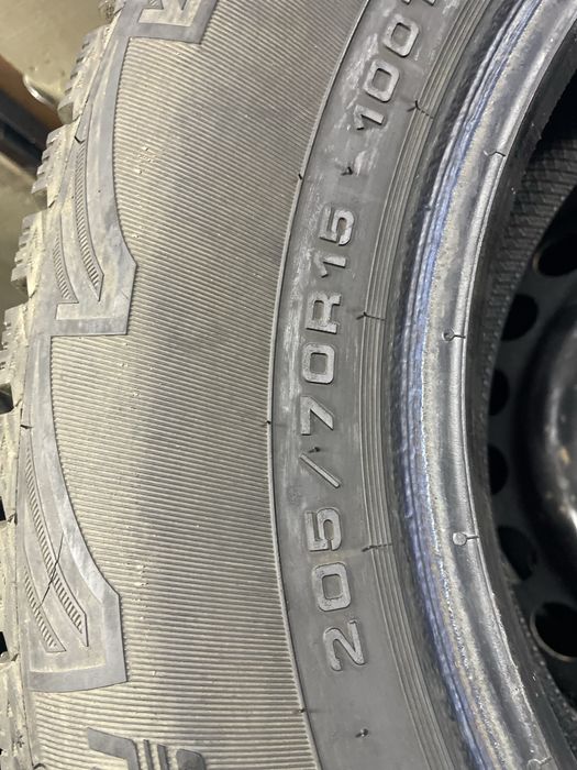 Продам резину на 15