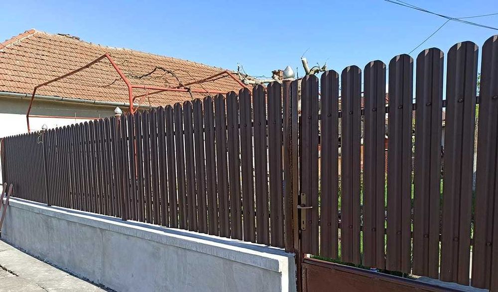 Garduri din sipca metalica, panou stil jaluzele, tabla, plasa si BCA