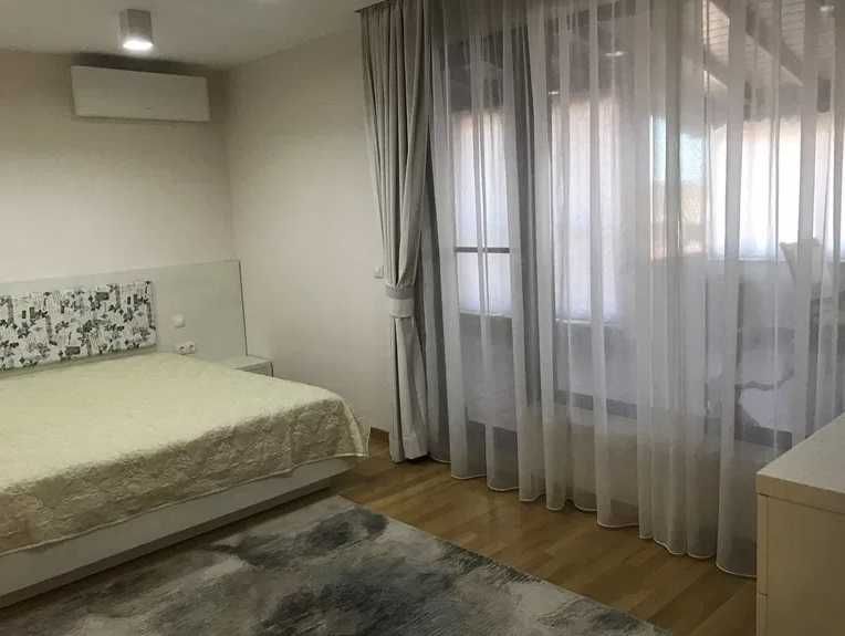 Дава се под наем Многостаен апартамент в Бургас, Сарафово - 315 кв.м за 1096.5 € - Снимка #12