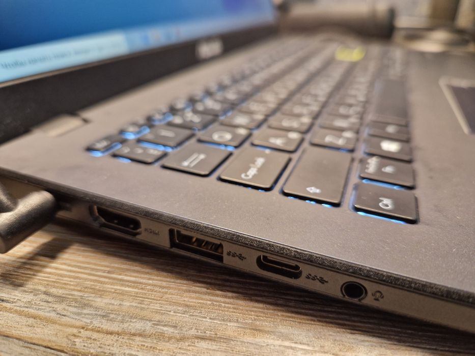 Ноутбук ASUS E510 для работы