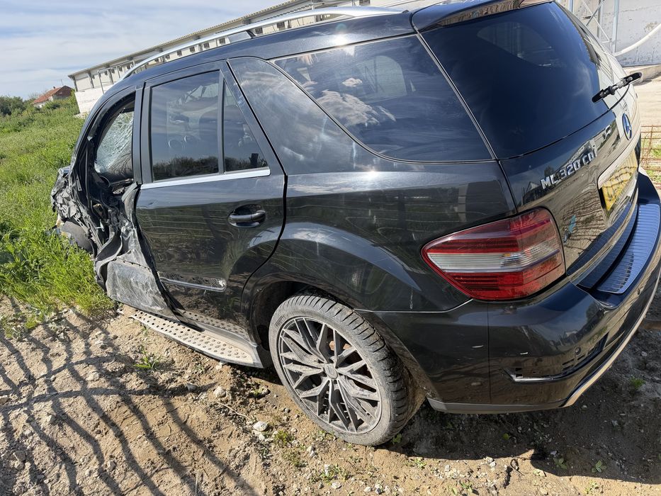 ML 320CDI на части, за предложения позвънете