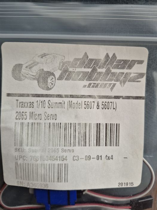 Traxxas micro servo 2065