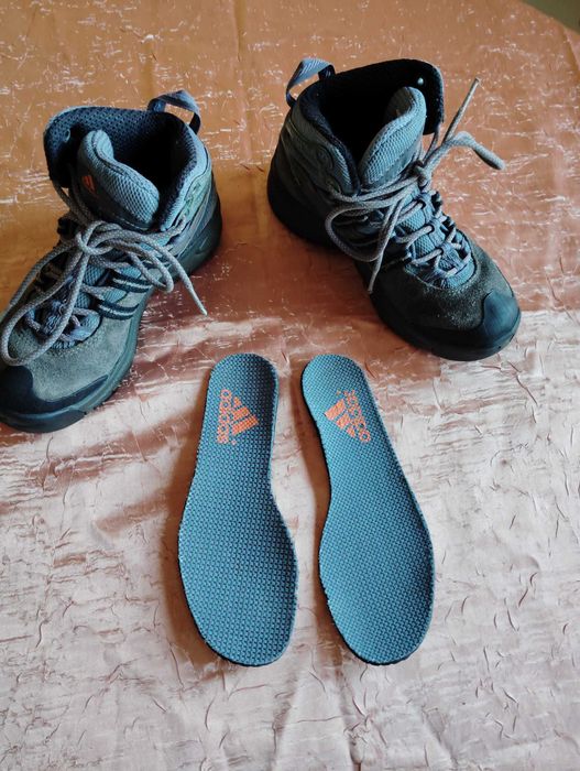 Детски ботушки adidas 29 номер