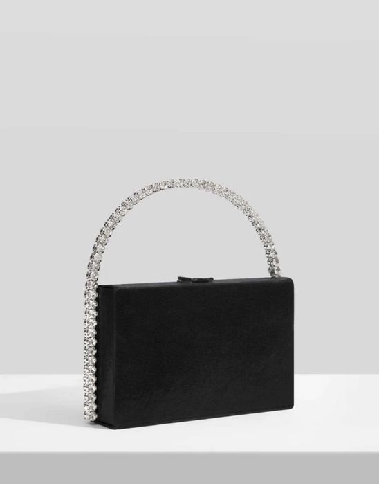 Елегантен клъч чанта