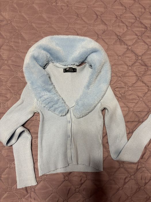 Блуза с оухена яка