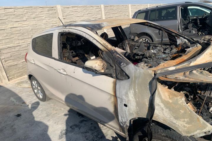 Broasca hayon 13509599 13509599 Opel Karl prima generatie