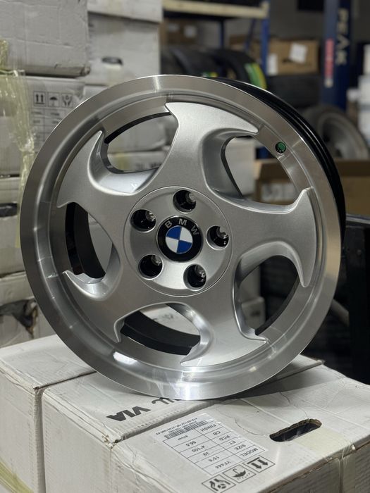 21 стиль бмв R17 разборный