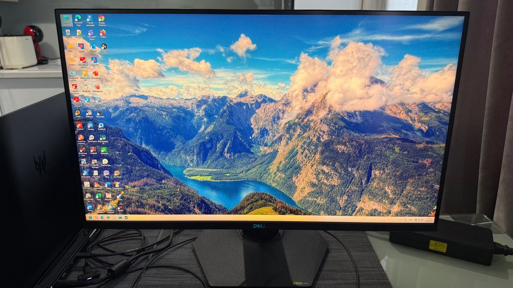 Dell G2724D 27" QHD LED IPS 165Hz 1ms геймърски монитор