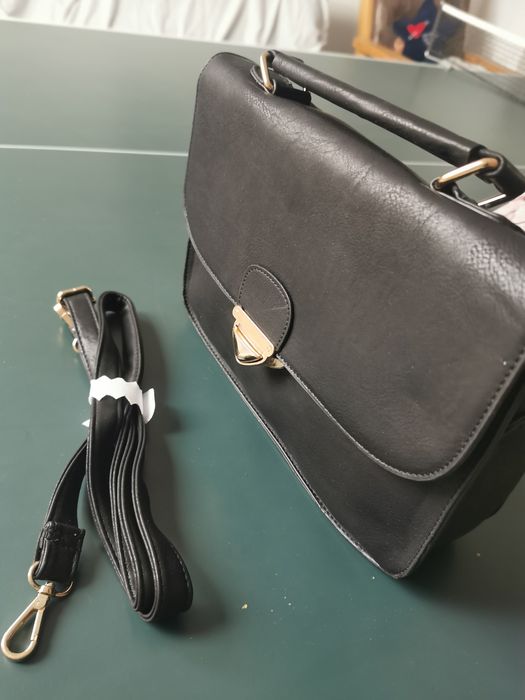 Geanta dama Boohoo !