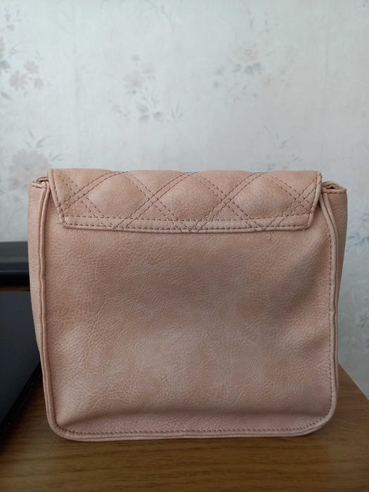 Дамски чанти  за 15 лв.