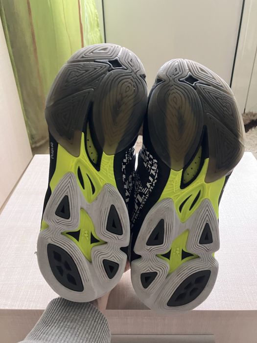 Маратонки Mizuno,42 номер