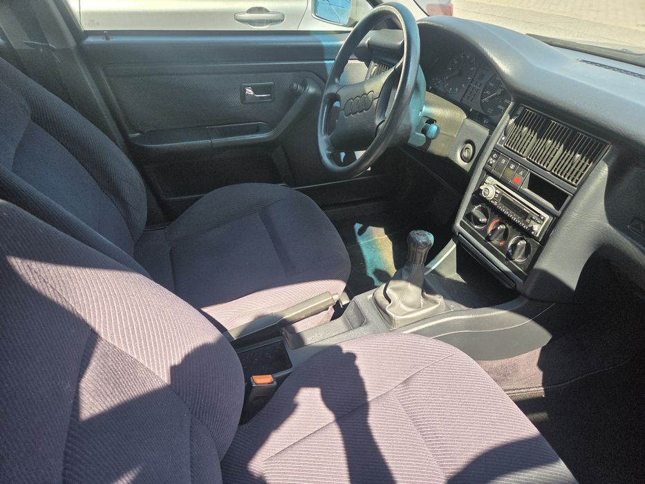 AUDI 80 1992 — imagine 2