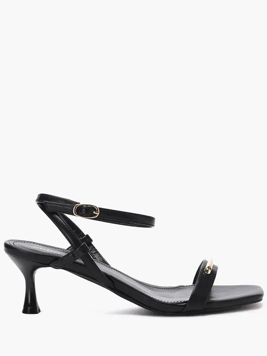 Босоножки летние женские