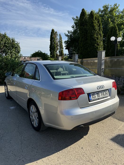AUDI A4 0 — imagine 4