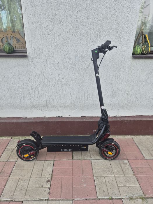 Iscooter W8 750w 14ah (superioara xiaomi)